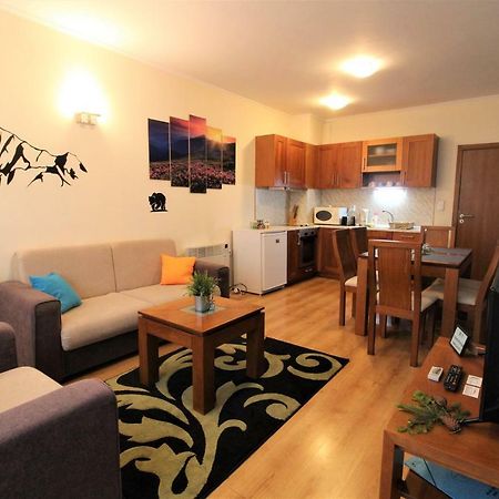 Pine Tree Apartment 3 - B3 Bansko Esterno foto