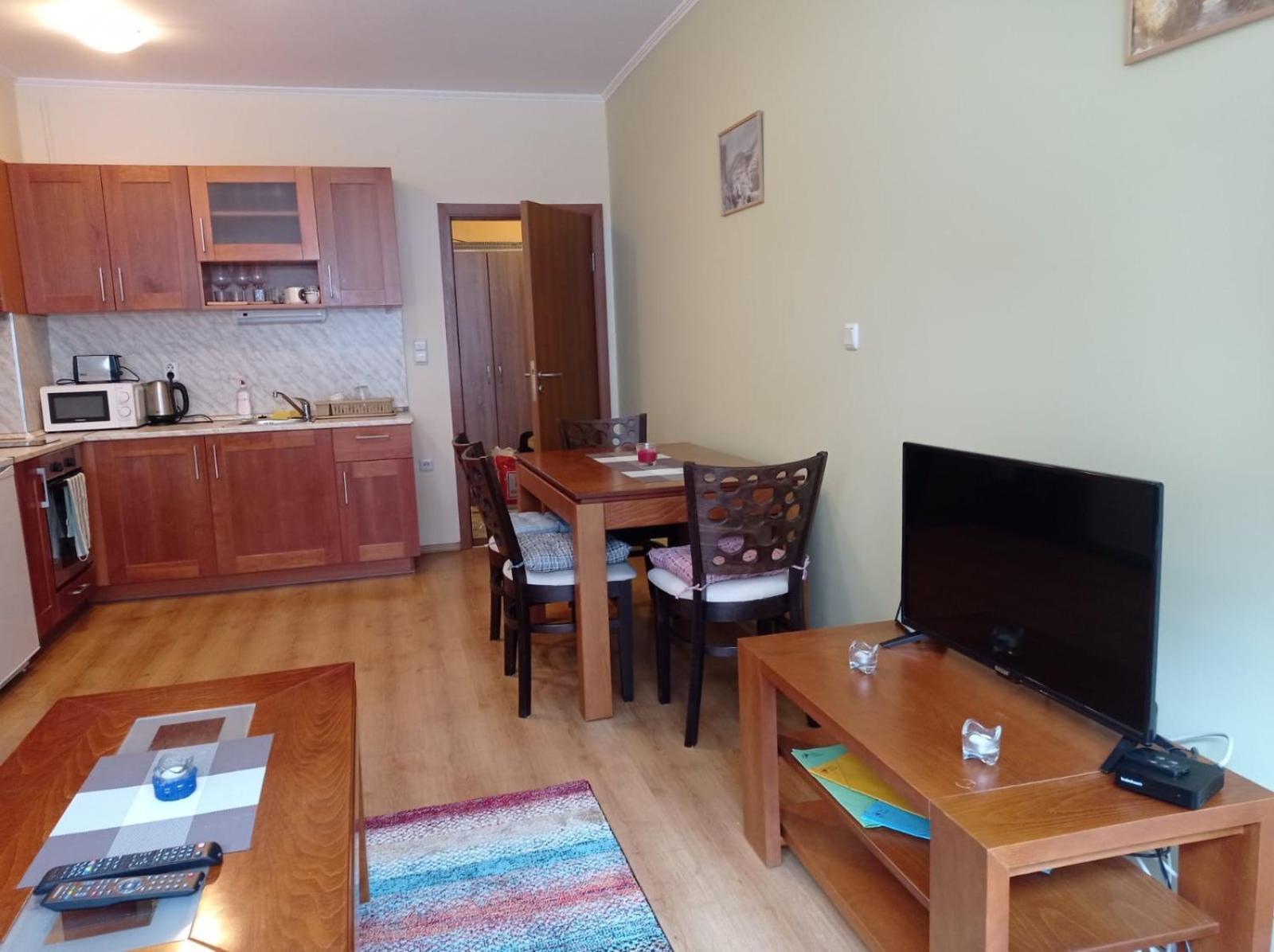 Pine Tree Apartment 3 - B3 Bansko Esterno foto